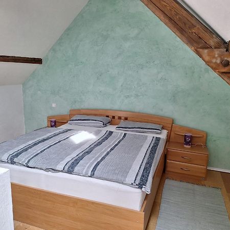 Winzerhaus Schenk Apartment Neef Exterior foto